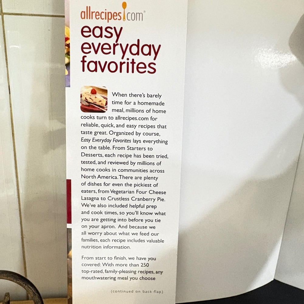 Allrecipes Easy Everyday Favorites Cookbook 250+ 5-Star Recipes 9781606521069 - Picture 3 of 8